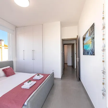 Ayia Thekla Seafront Dagi Villa *