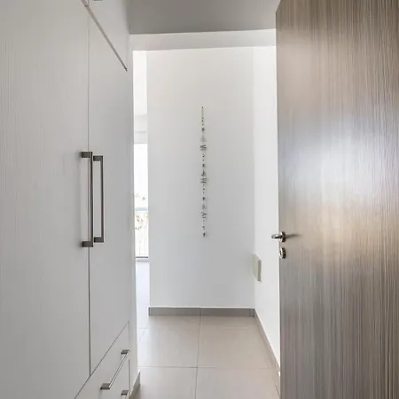 Ayia Thekla Seafront Dagi *