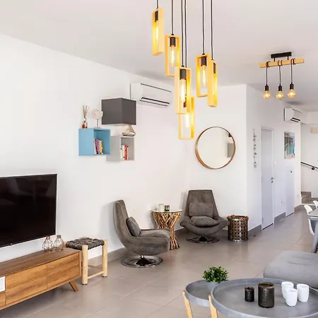 Ayia Thekla Seafront Dagi