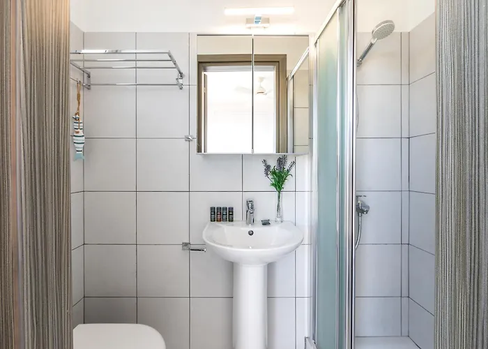 Ayia Thekla Seafront Dagi ヴィラ *